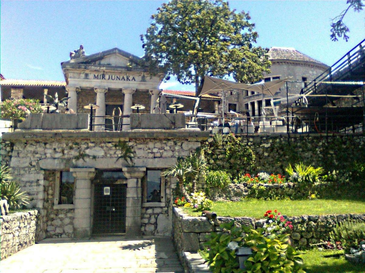 Charming Rijeka City Center Apartment Renee المظهر الخارجي الصورة